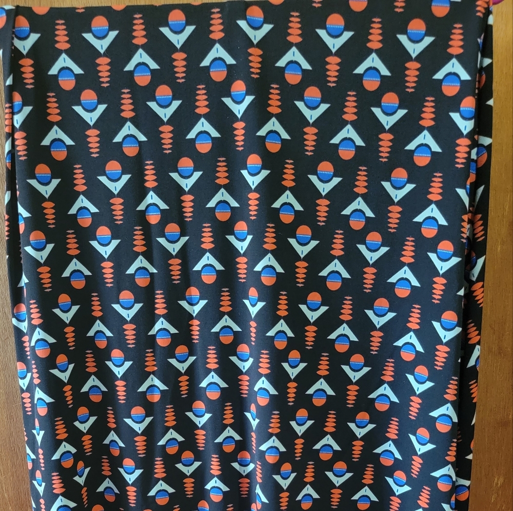 Lularoe Maxi Skirt- Large, pattered